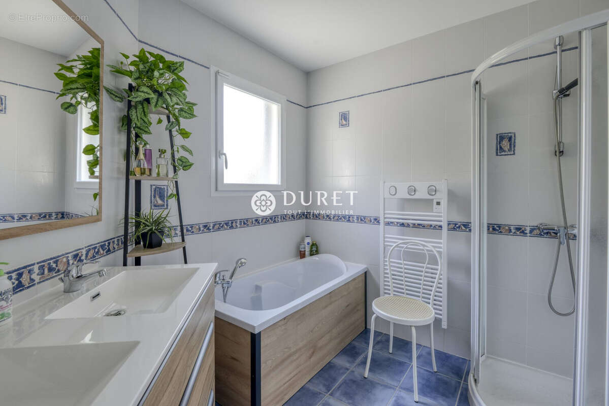 Maison à BOIS-DE-CENE