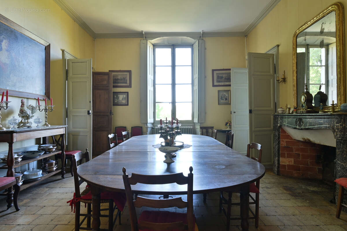 Maison à NEUVY-LE-ROI