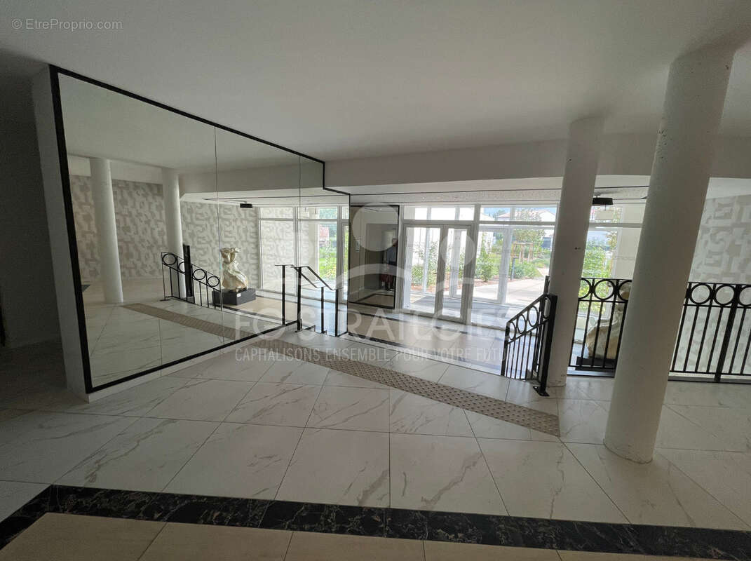 SAINT AUNES   T3 avec terrasse, cave, 2 garages - DPE A - photo 9