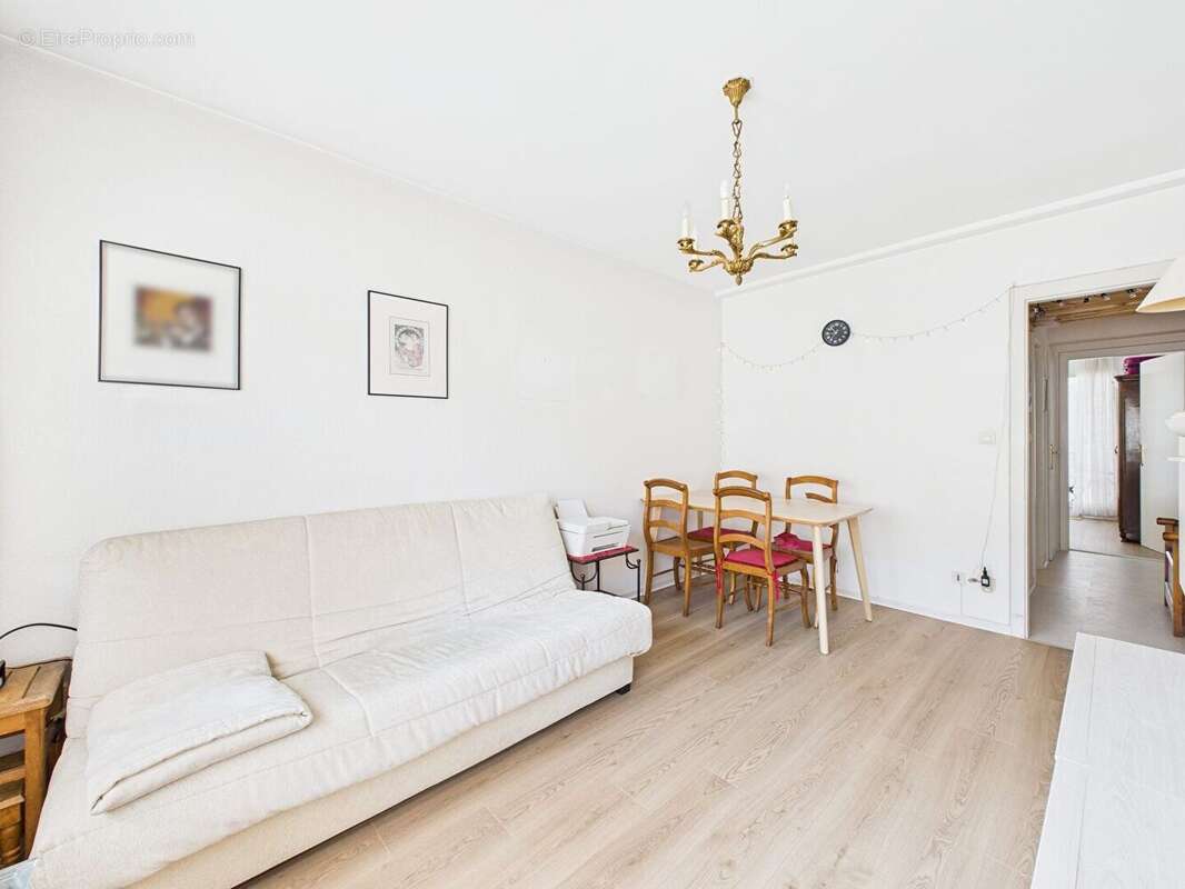 F2 de 39.66 m² avec un balcon de 7.58 m² en vente rue Stenger-Bachmann - photo 12