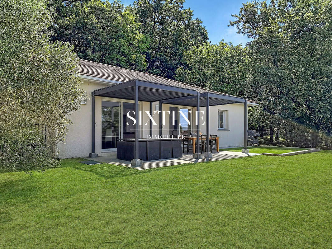 Maison 132 m² à Le Peage-De-Roussillon  - photo 4
