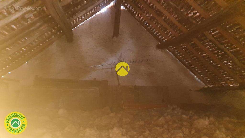 Appartement à LA CHARITE-SUR-LOIRE