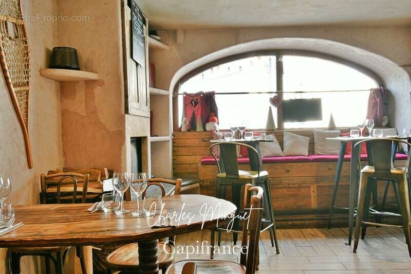 Commerce à LE MONETIER-LES-BAINS