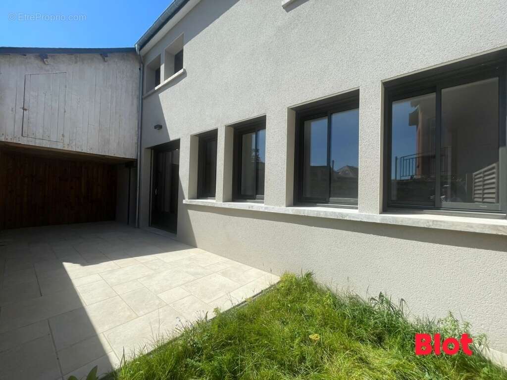 Appartement à BAIN-DE-BRETAGNE