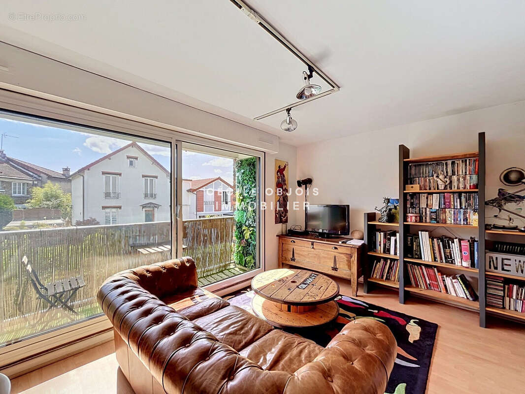 Appartement à MAISONS-ALFORT