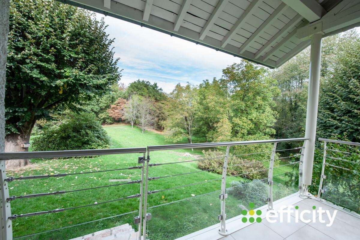 Maison à SAINT-MARTIN-D'URIAGE