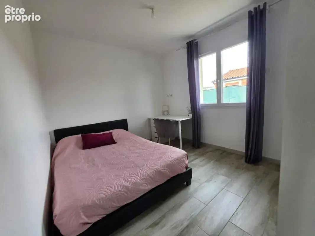 Maison à vendre de plain-pied – 4 chambres - 99 m² –  THIERS (63300) – 255 000 euros - photo 5