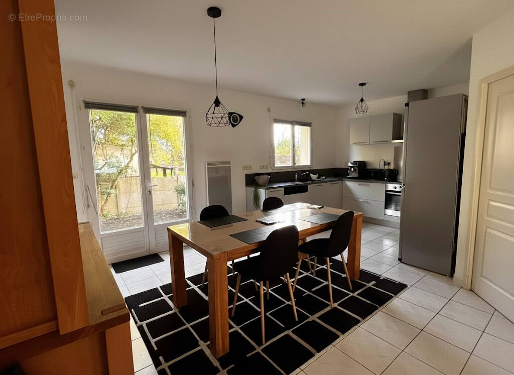 Maison à SAINTE-PAZANNE