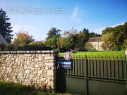 Terrain à VAYRES-SUR-ESSONNE