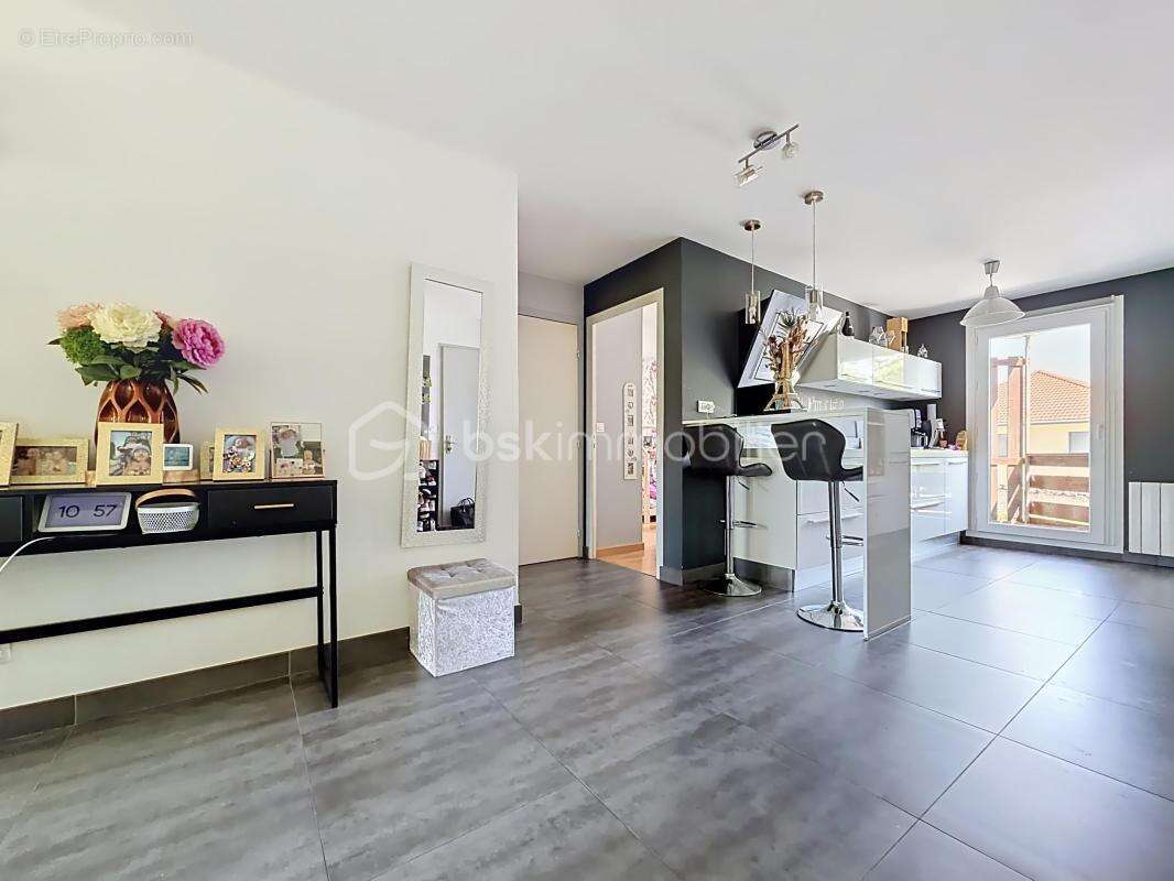Appartement à VARCES-ALLIERES-ET-RISSET