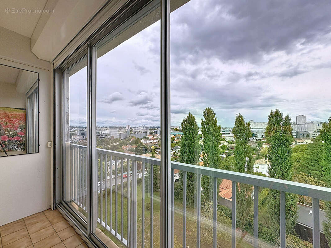 Appartement à LE BOUSCAT