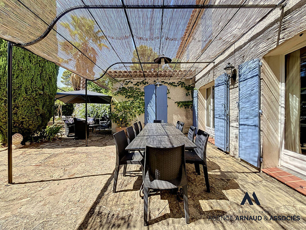Maison à LA CADIERE-D'AZUR