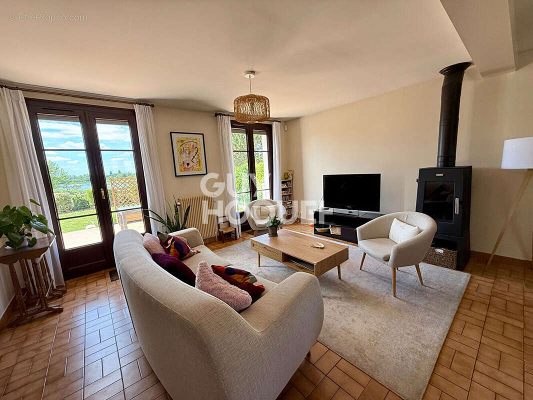 EPONE - Maison familiale 4 chambres - 148 m2 - photo 4