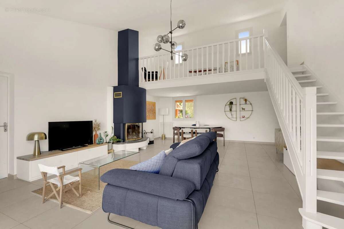 Maison à VIGOULET-AUZIL