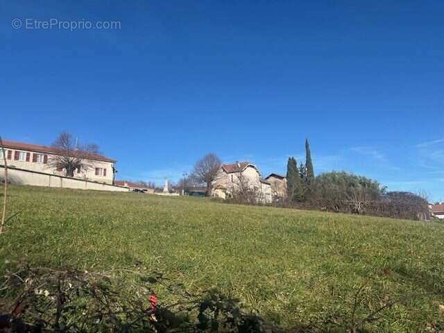 Terrain à PISIEU