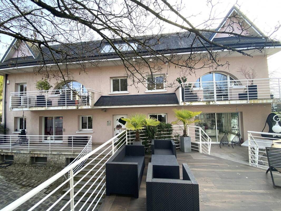 Maison à CHENNEVIERES-SUR-MARNE