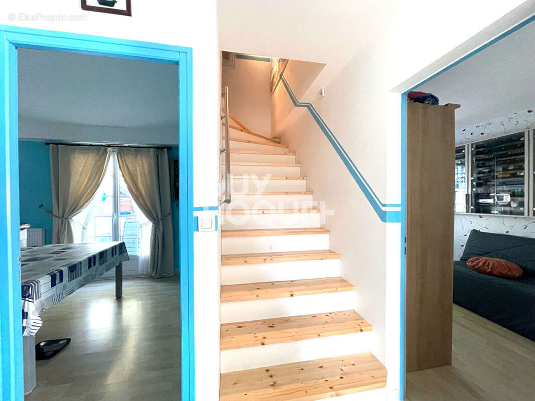 Maison T4 de 93 m²  hab. avec piscine - photo 10