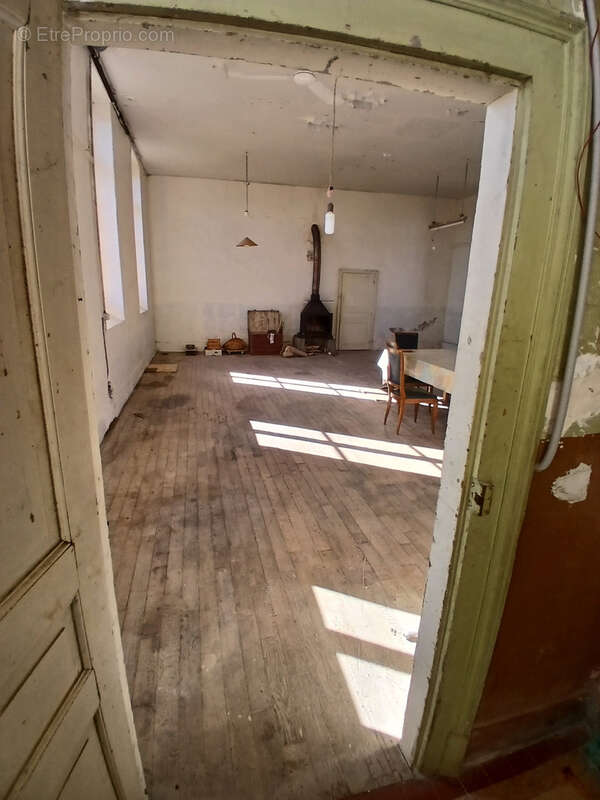 Maison à SAINT-LEGER-DE-FOUGERET