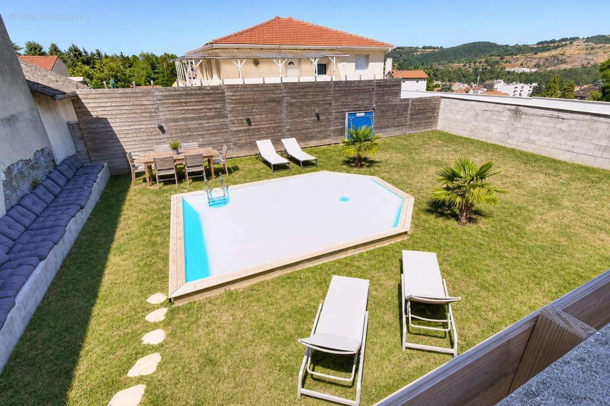 Maison à LA RICAMARIE