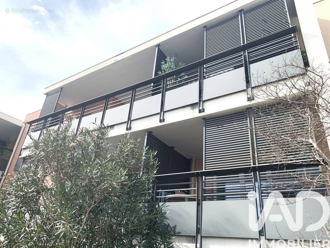 Photo 1 - Appartement à ROQUEBRUNE-SUR-ARGENS