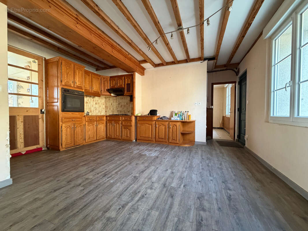 Maison à BRICQUEBEC