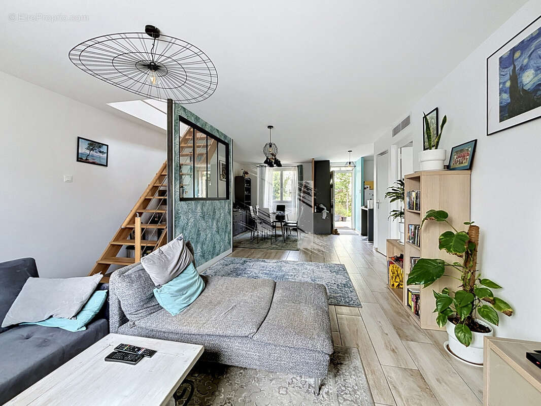Maison à VILLEURBANNE