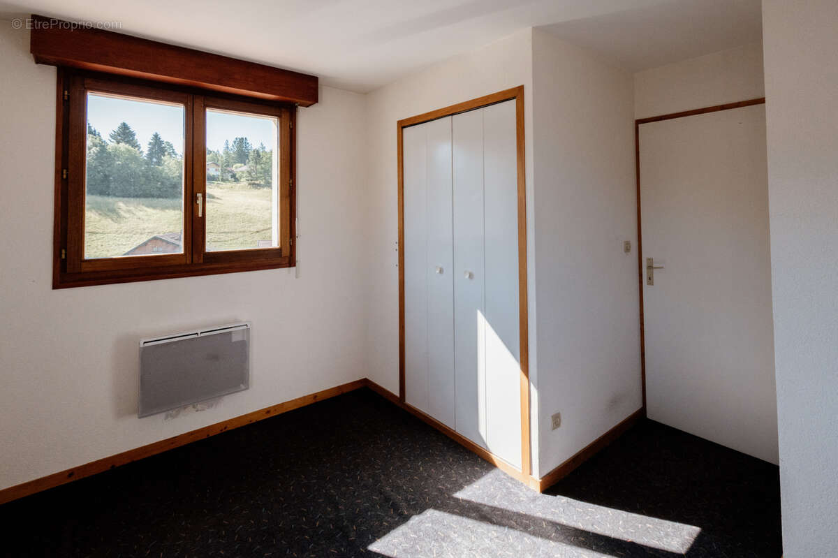 Appartement à LES HOPITAUX-NEUFS