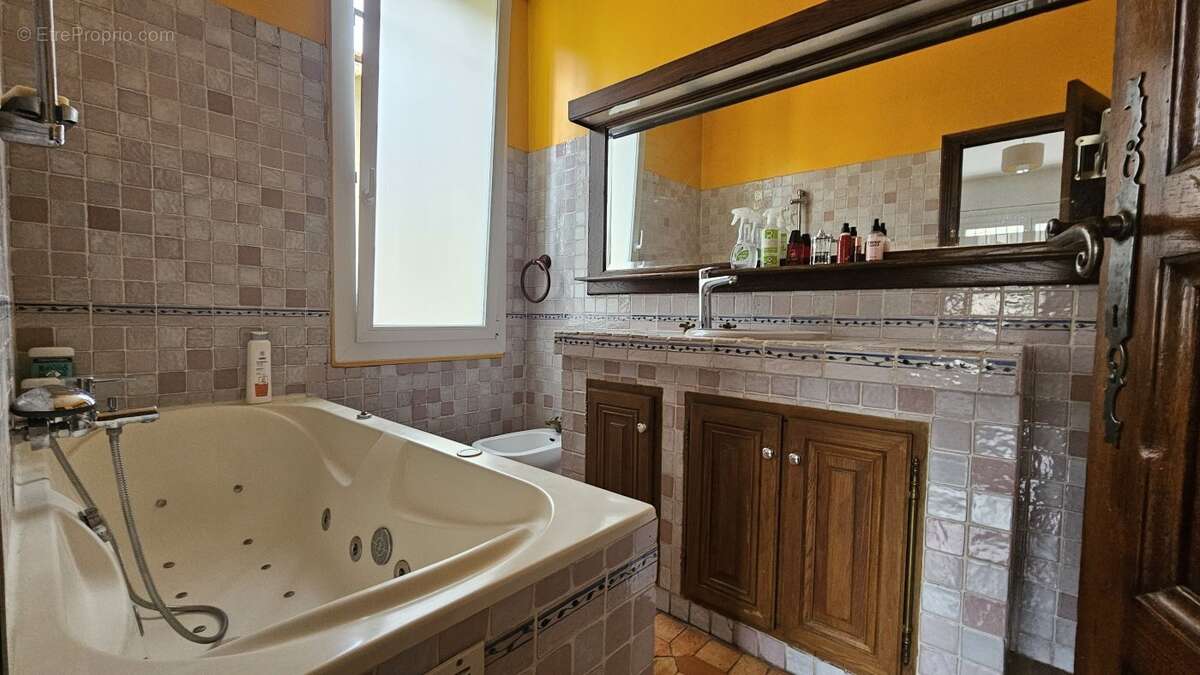 Maison à MARSEILLE-11E