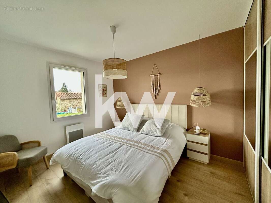 Maison à ORADOUR-SUR-GLANE