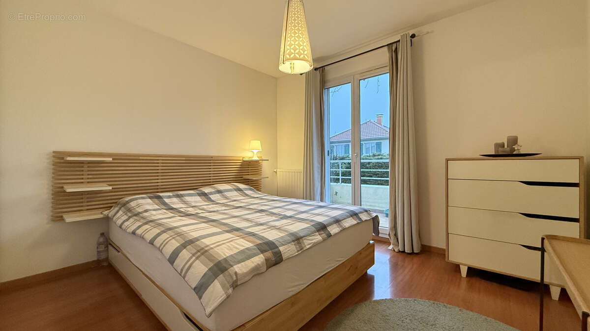 Maison à PREVESSIN-MOENS