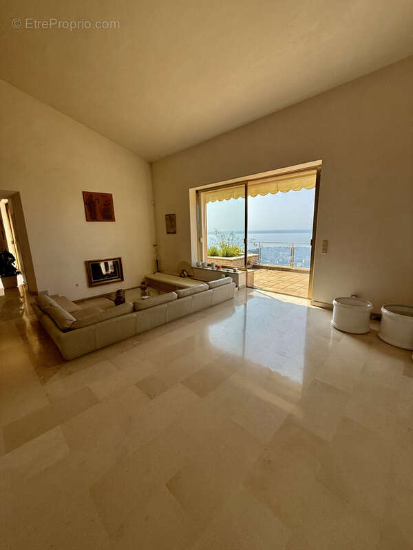 Maison à ROQUEBRUNE-CAP-MARTIN