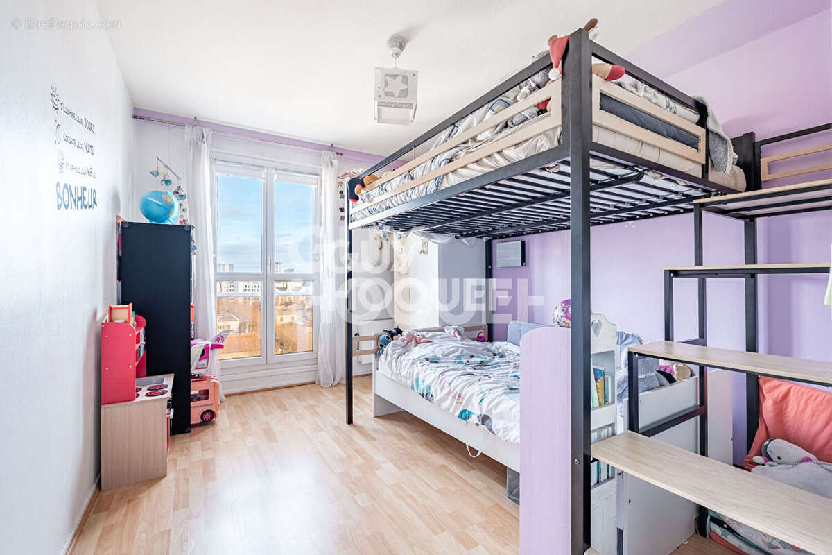 Appartement à ASNIERES-SUR-SEINE