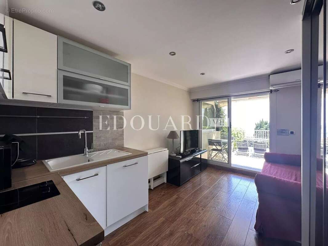 Appartement à ROQUEBRUNE-CAP-MARTIN