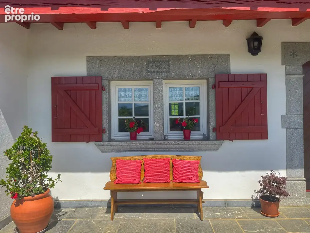 Magnifique maison sur un terrain de 2745m2 - photo 4