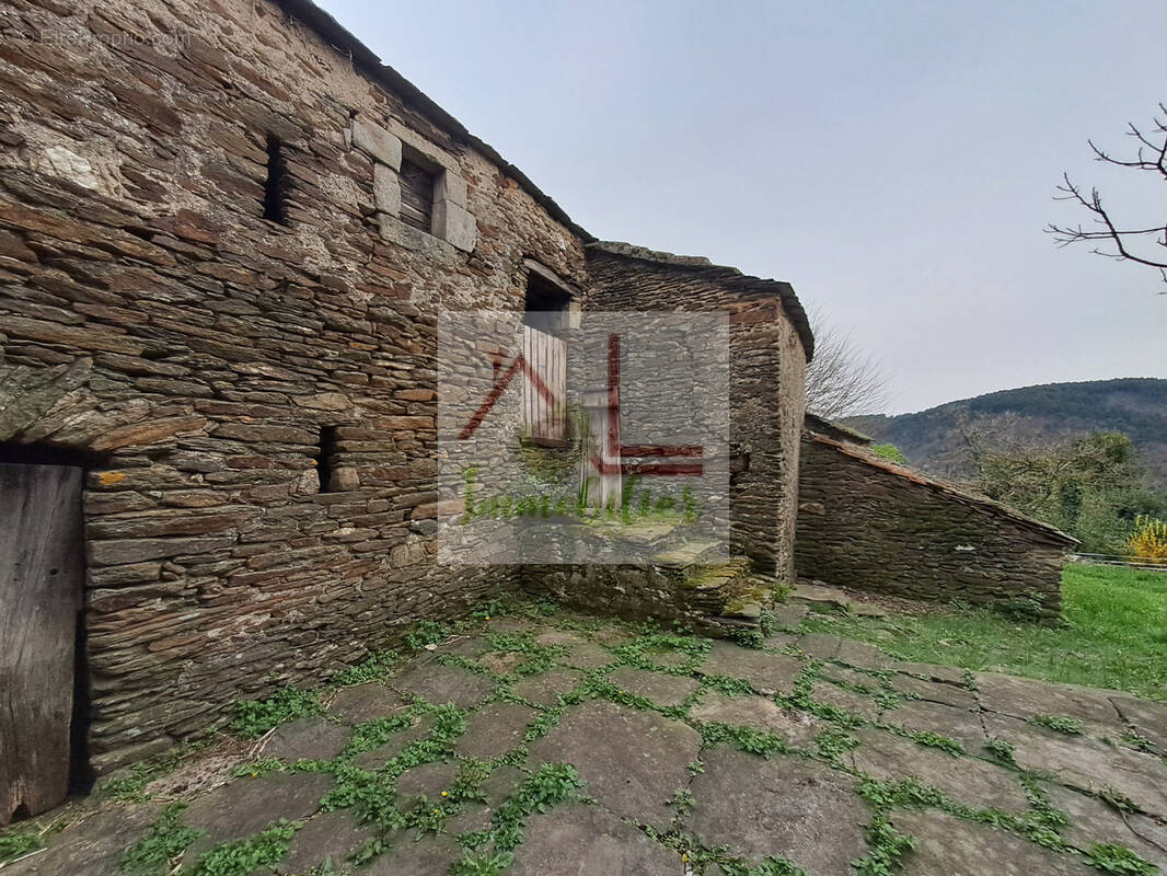 Maison à SENECHAS