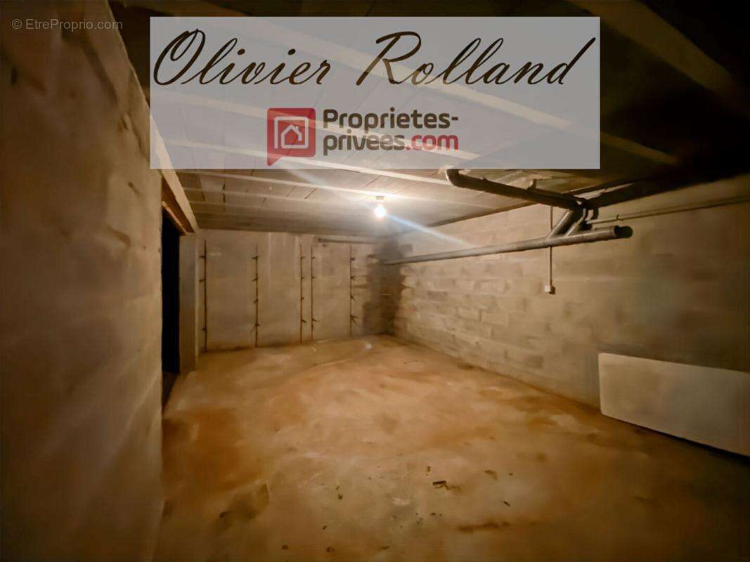 Maison à FAVERAYE-MACHELLES