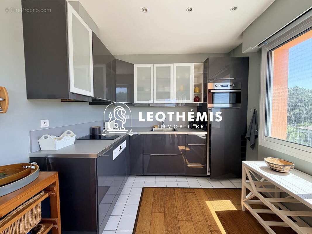 Appartement 69 m² à Saint-Georges-De-Didonne  - photo 7