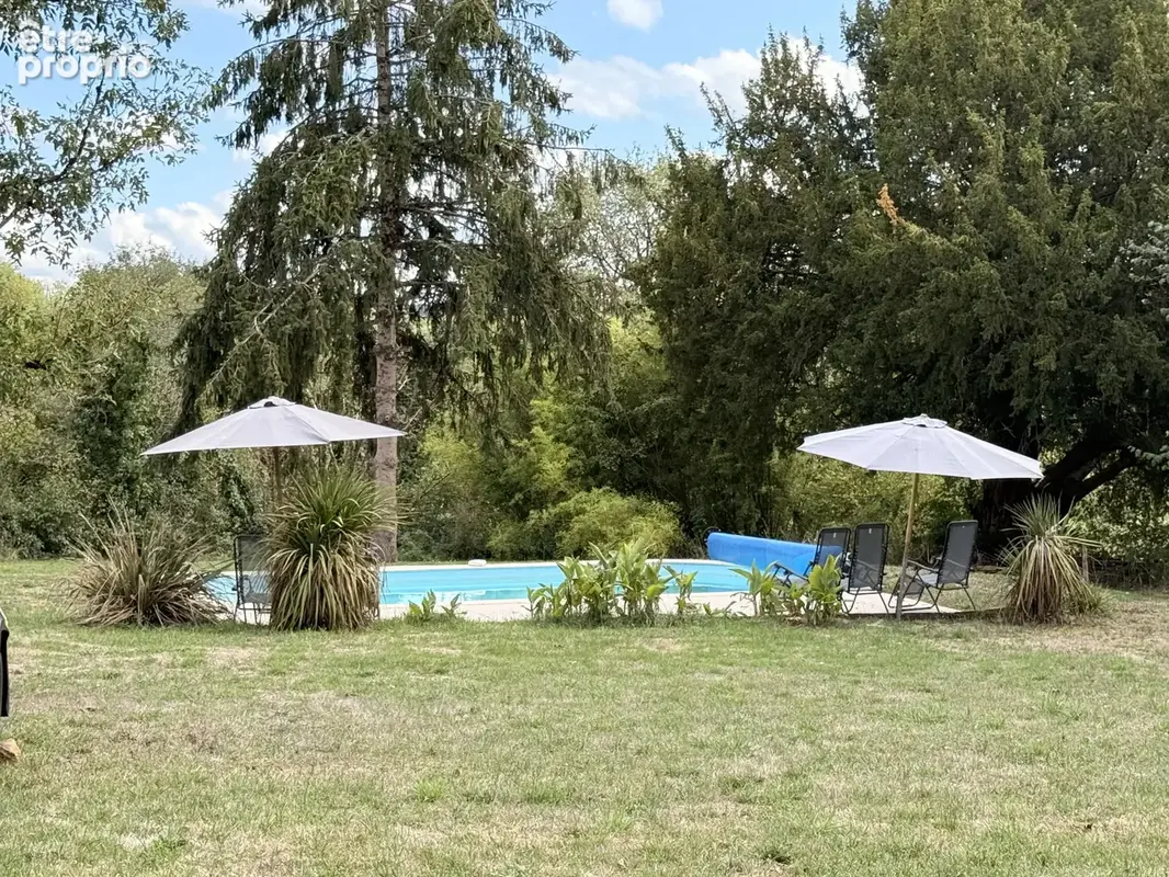 Ancien presbytère du XVIIIe siècle avec grange, piscine chauffée et jardins privés - photo 2