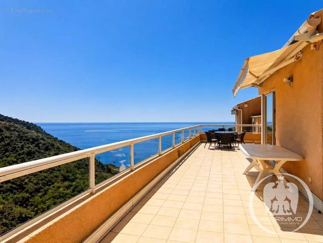 Appartement à EZE