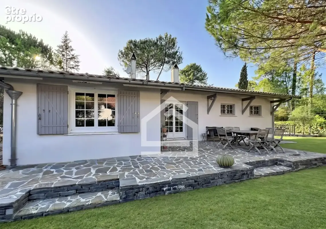 Saint Aubin de Médoc - Maison familiale en exclusivité avec piscine et garage - photo 3