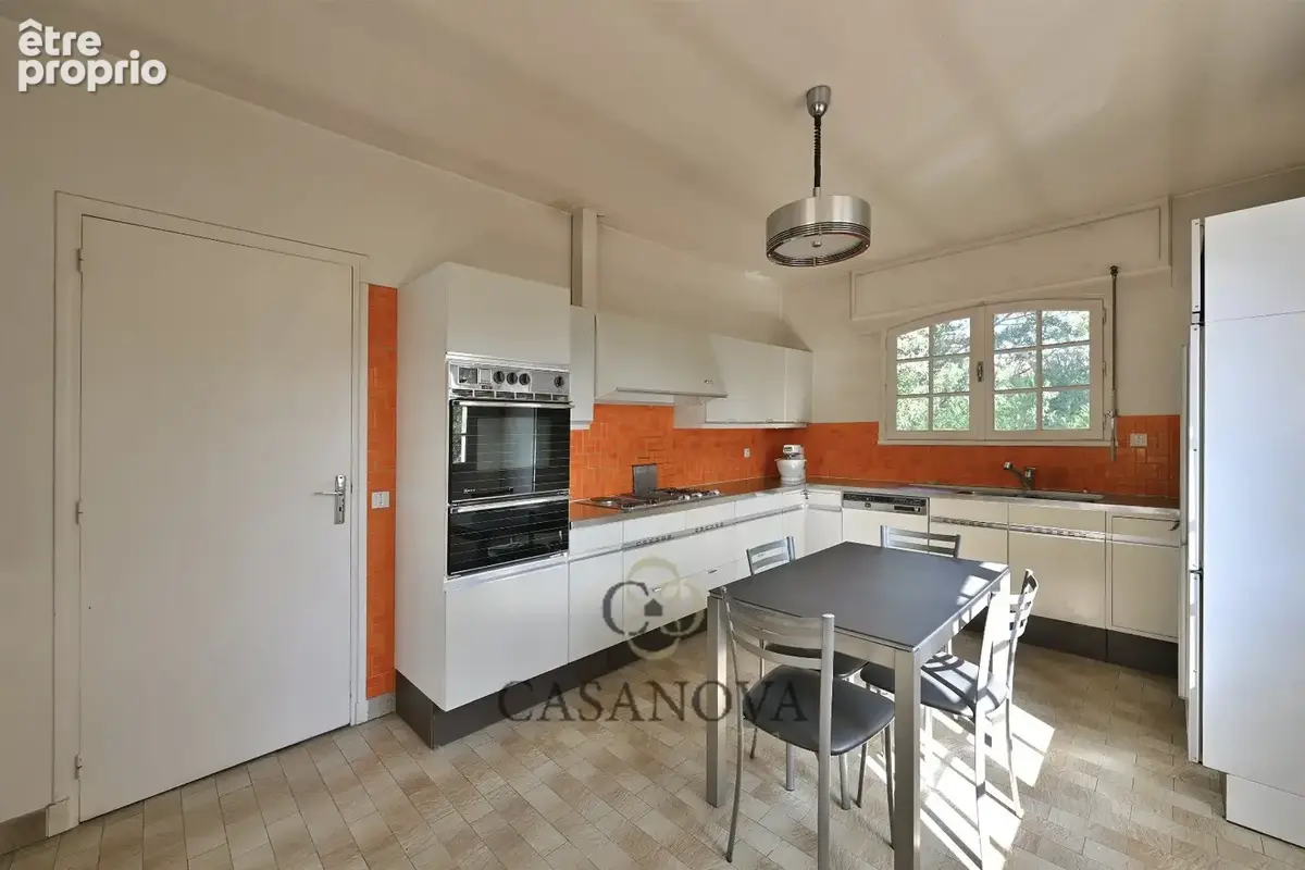 Maison familiale à rénover sur grand terrain arboré de 2 932 m²  Montpellier Aiguelongue - photo 11