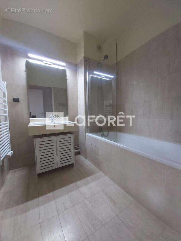 Appartement à LE RAINCY