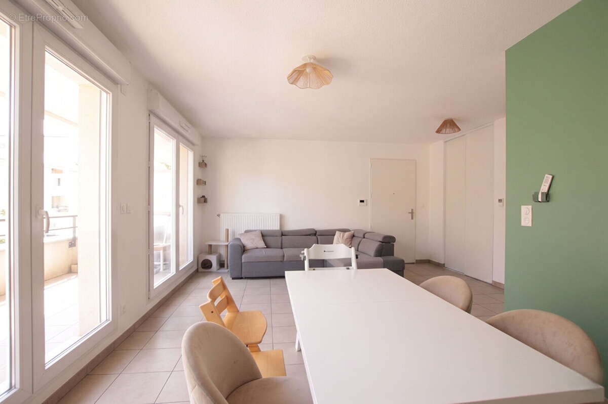 Appartement à VENISSIEUX
