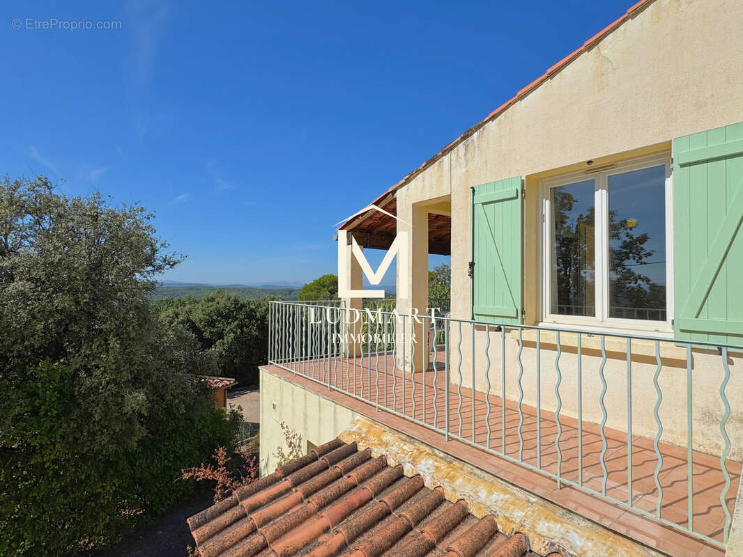 Maison à LORGUES