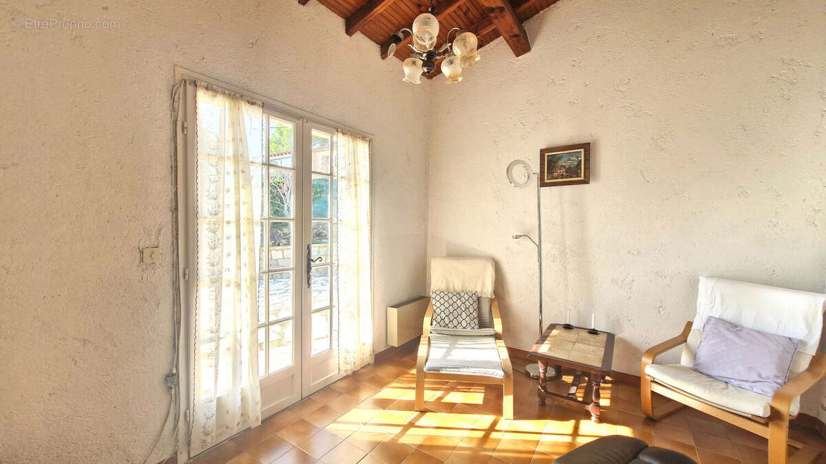 Maison Frejus 5 pièce(s) 66 m2 - photo 6