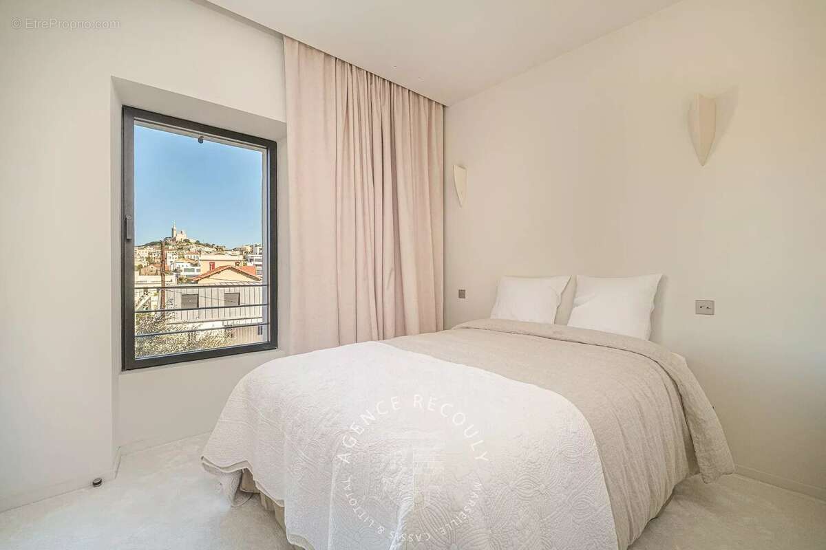 Appartement à MARSEILLE-7E