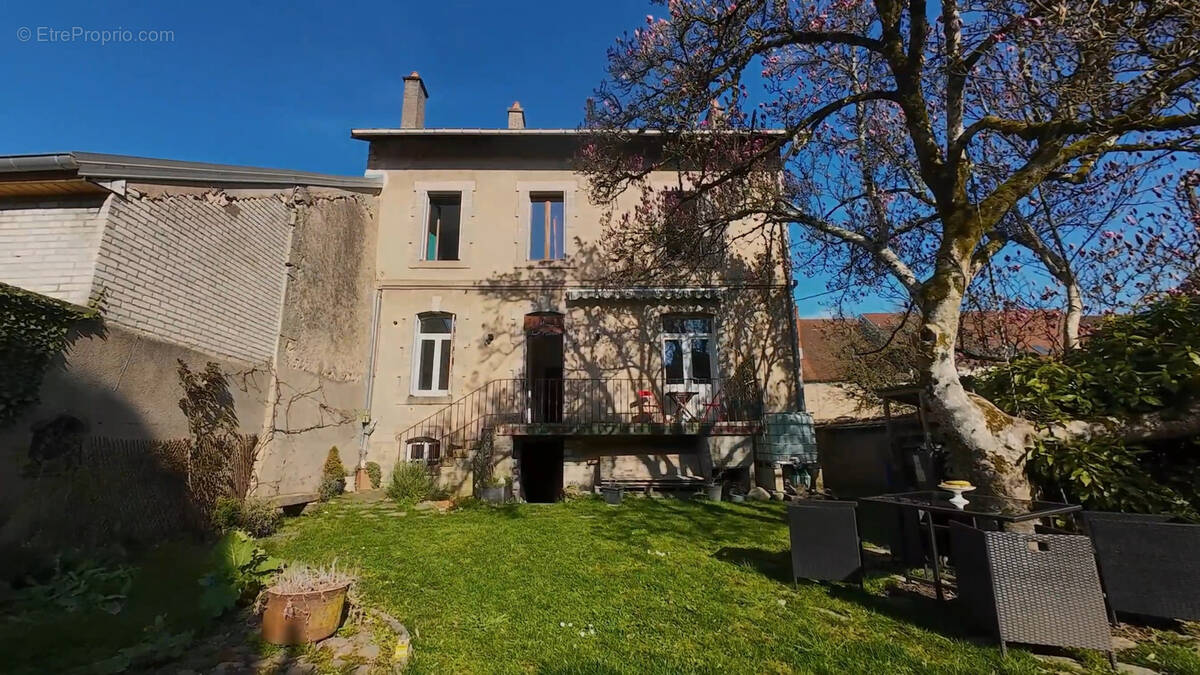Maison à LURE