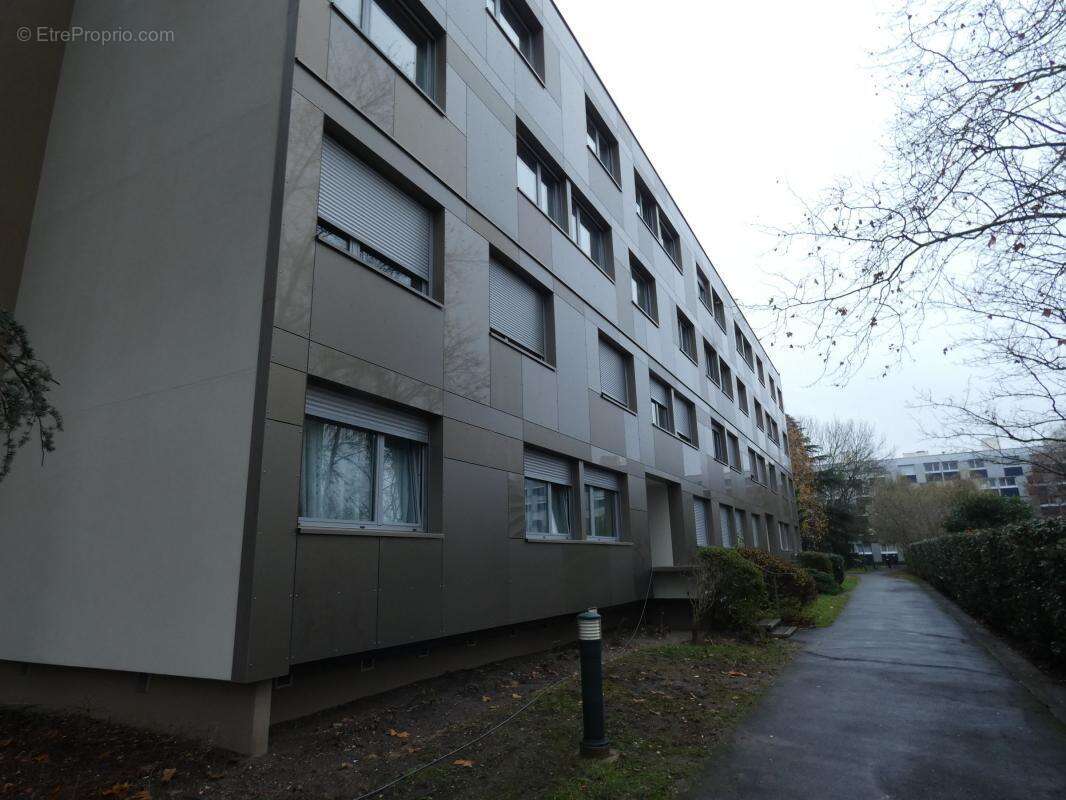 Appartement à VAIRES-SUR-MARNE