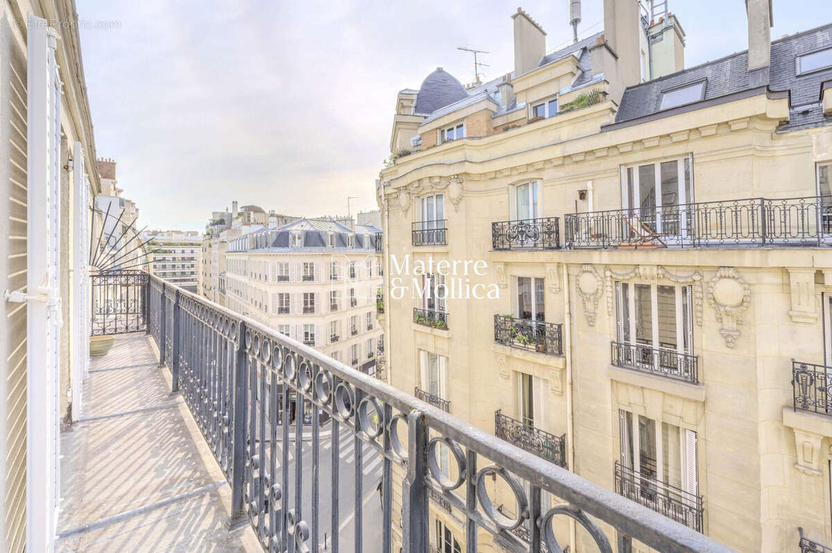 Appartement à PARIS-6E