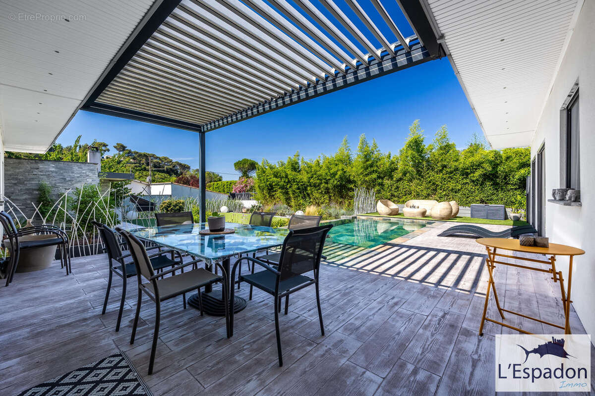 CASTELNAU-LE-LEZ   Élégance contemporaine aux portes de Montpellier - photo 9